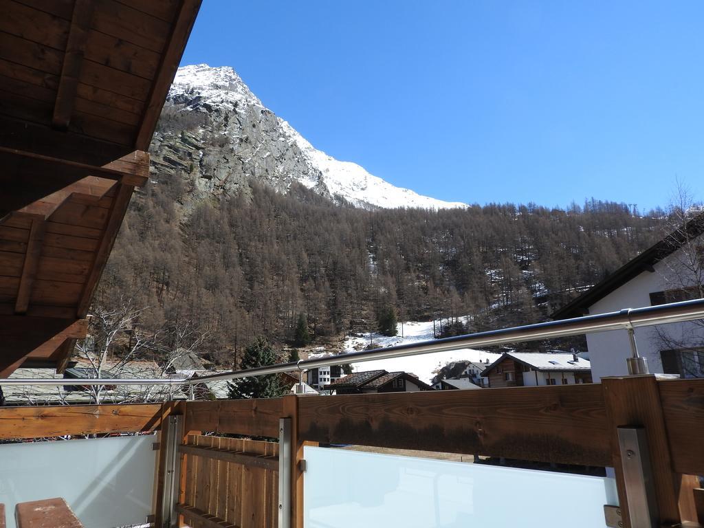 Апартаменты Haus Alpenperle Саас-Альмагель Экстерьер фото