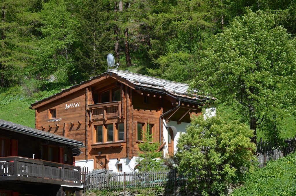 Апартаменты Haus Alpenperle Саас-Альмагель Экстерьер фото
